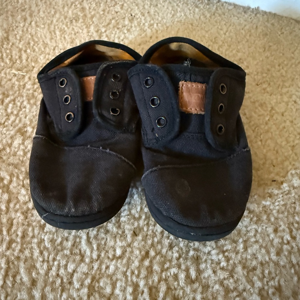 Black Toms Kids Shoes